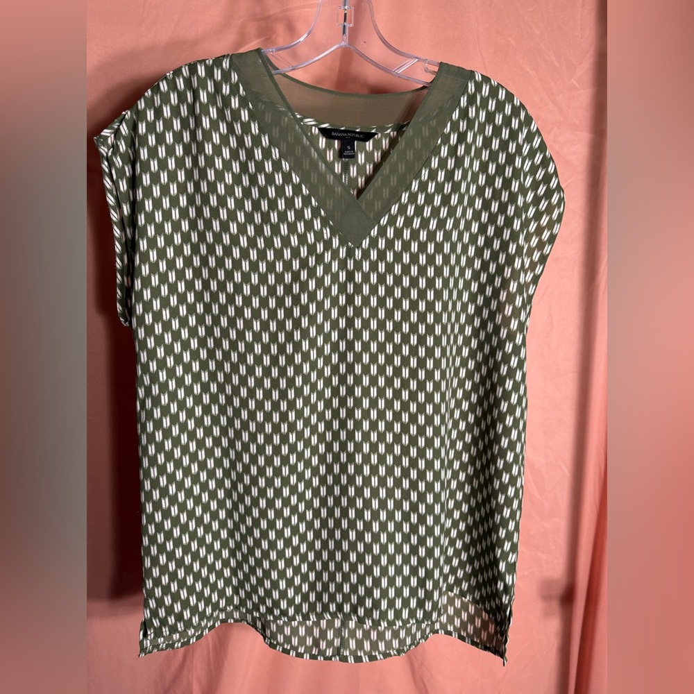 Banana Republic small